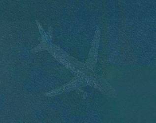 Paslaptingas lėktuvas JAV ežere